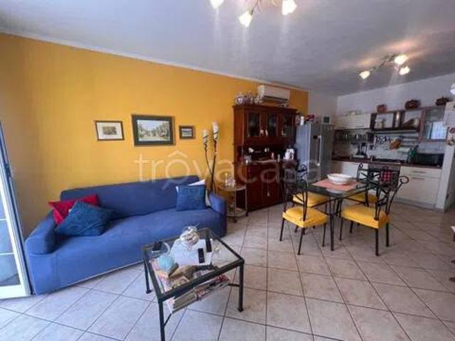 Appartamento in vendita a Vezzi Portio, Liguria