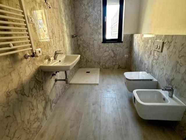 Appartamento in vendita a Viadana, Mantova