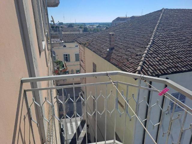 Appartamento in vendita a Viadana, Lombardia