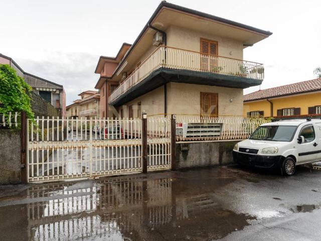 Appartamento in vendita a Viagrande, Catania