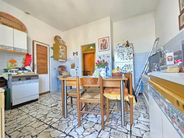 Appartamento in vendita a Viareggio, Toscana