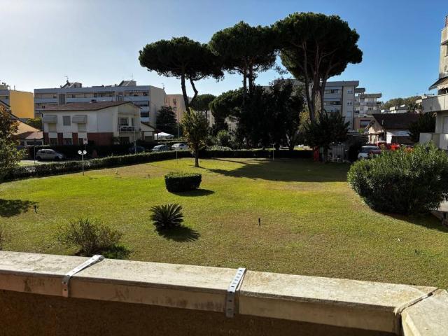 Appartamento in vendita a Ex Campo d'Aviazione, Viareggio