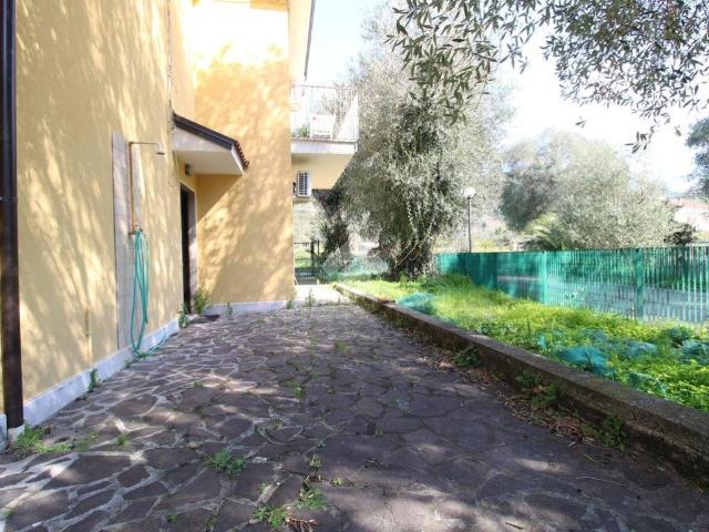 Appartamento in vendita a Vibonati, Campania