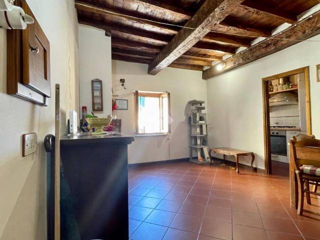 Appartamento in vendita a Vicchio, Toscana