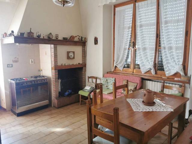 Appartamento in vendita a Vicchio, Toscana