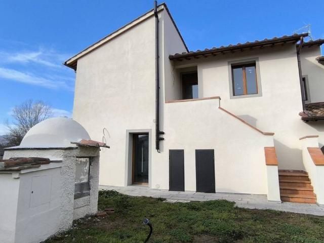 Appartamento in vendita a Vicchio, Toscana