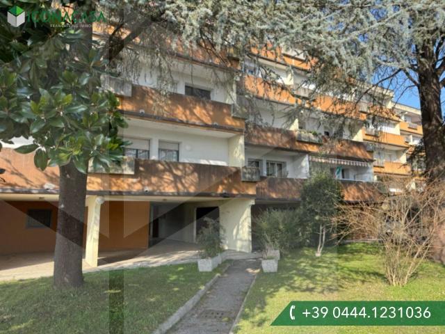 Appartamento in vendita a Ferrovieri, Vicenza