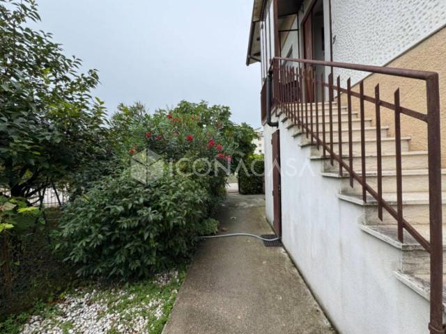 Villa Indipendente in vendita a Ferrovieri, Vicenza