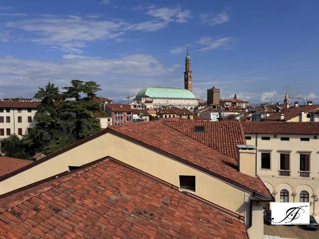 Appartamento in vendita a Vicenza, Veneto