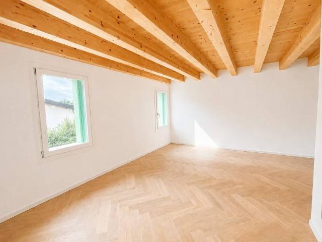 Appartamento in vendita a Vicenza, Veneto