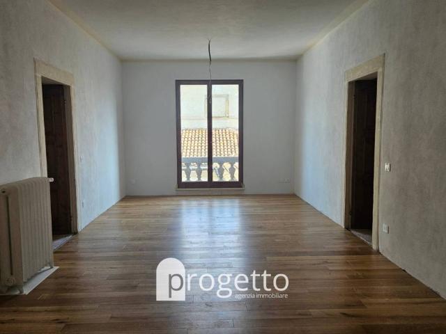 Appartamento in vendita a Vicenza, Veneto