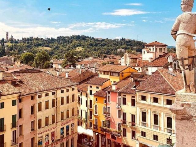 Appartamento in vendita a Vicenza, Veneto