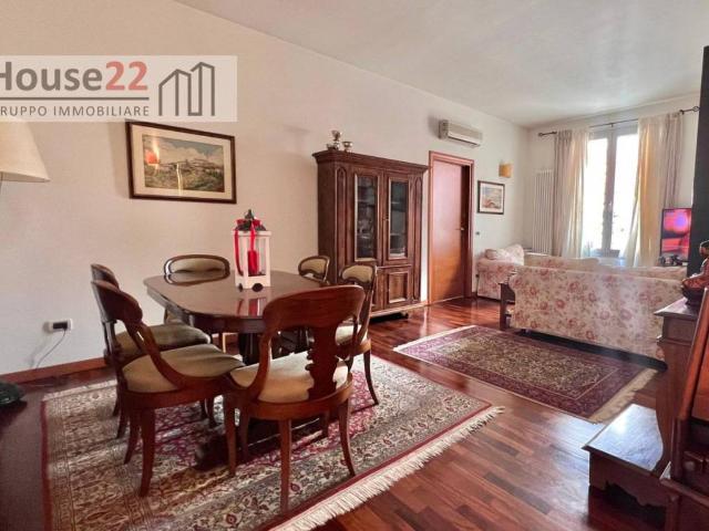 Appartamento in vendita a Vicenza, Veneto