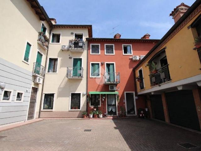 Appartamento in vendita a Debba, Vicenza