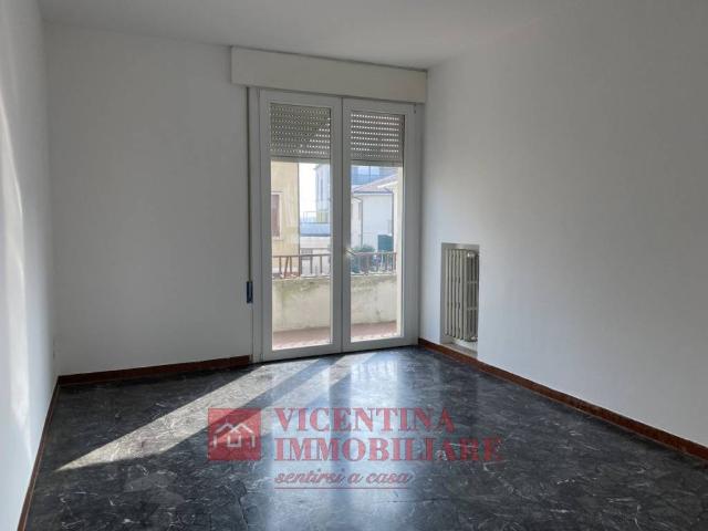 Appartamento in vendita a Vicenza, Veneto