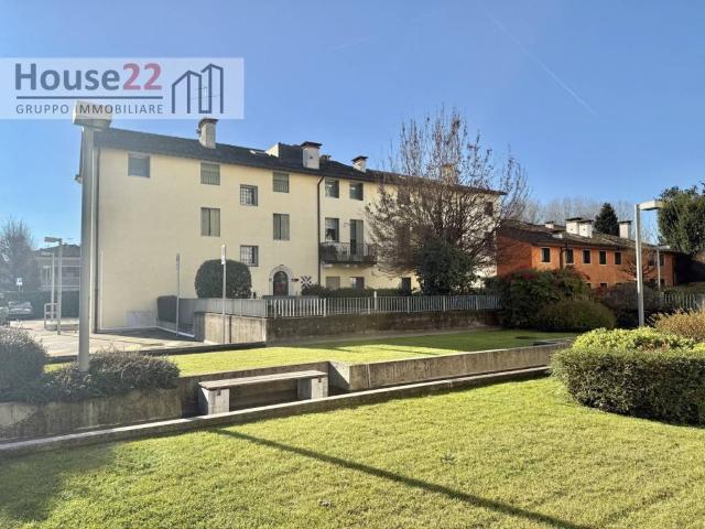 Appartamento in vendita a Vicenza, Veneto