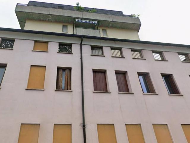 Appartamento in vendita a Maddalene, Vicenza