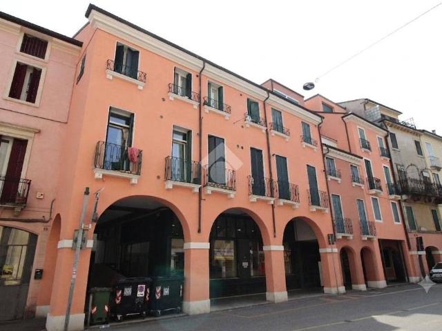 Appartamento in vendita a Vicenza, Veneto
