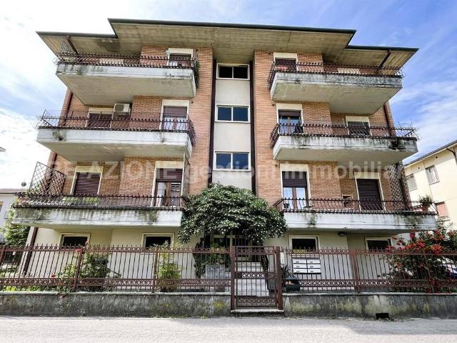Appartamento in vendita a Vicenza, Veneto