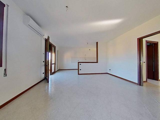 Appartamento in vendita a Bertesinella, Vicenza