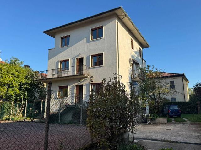 Appartamento in vendita a Italia, Vicenza