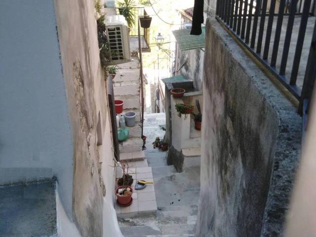Appartamento in vendita a Civita, Puglia