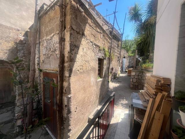 Appartamento in vendita a Vico Equense, Campania