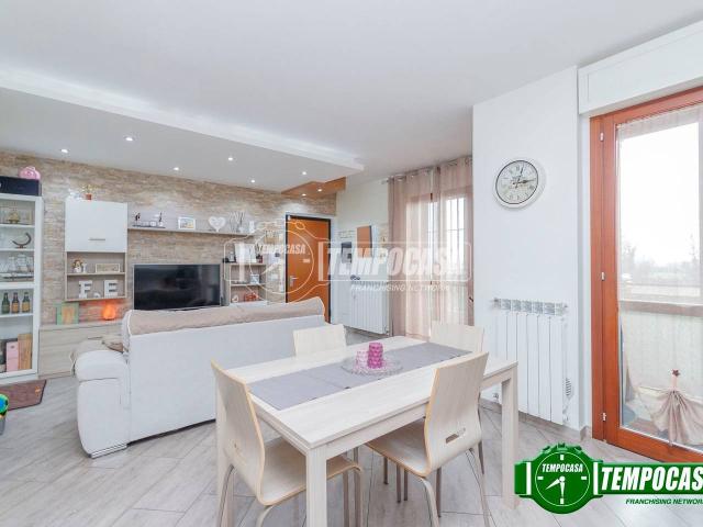 Appartamento in vendita a Vidigulfo, Lombardia