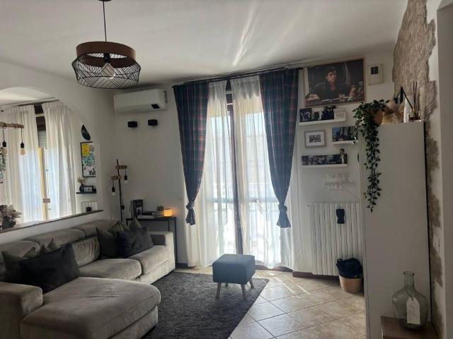 Appartamento in vendita a Vidigulfo, Lombardia