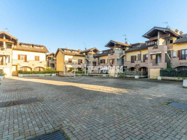 Appartamento in vendita a Vidigulfo, Lombardia