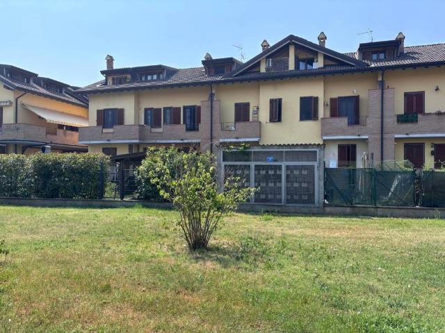 Appartamento in vendita a Vidigulfo, Lombardia