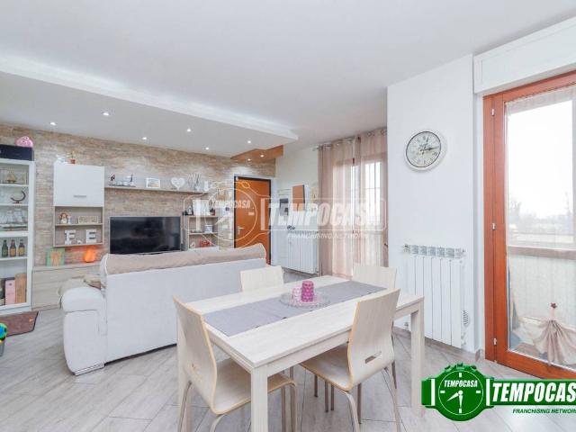 Appartamento in vendita a Vidigulfo, Lombardia