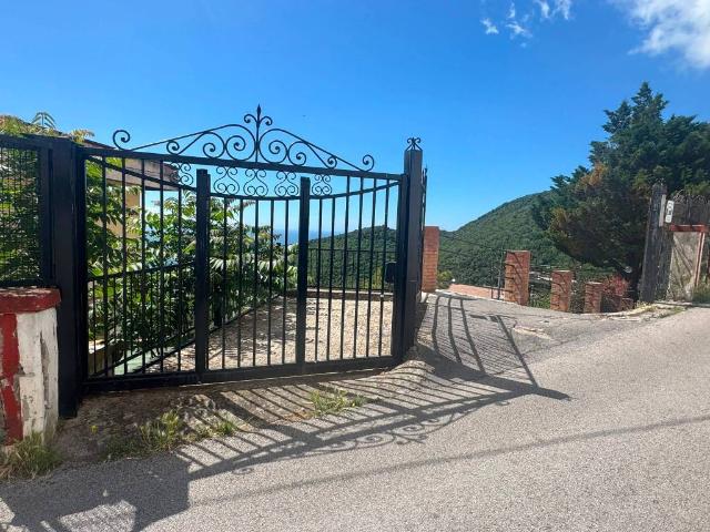 Appartamento in vendita a Vietri Sul Mare, Campania