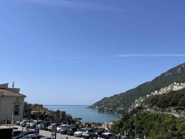 Appartamento in vendita a Vietri Sul Mare, Campania