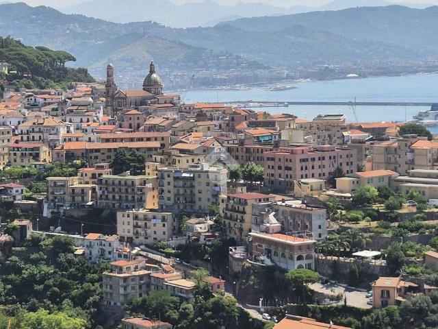 Appartamento in vendita a Vietri Sul Mare, Campania