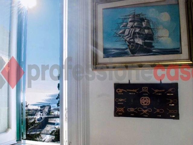 Appartamento in vendita a Vietri Sul Mare, Campania