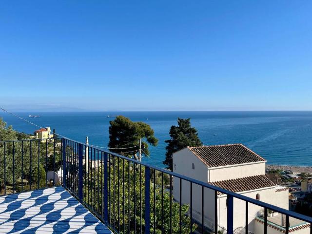 Appartamento in vendita a Vietri Sul Mare, Campania