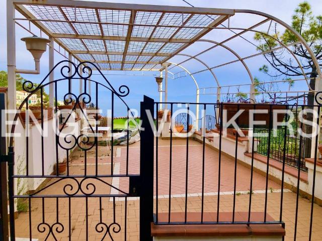Appartamento in vendita a Vietri Sul Mare, Campania