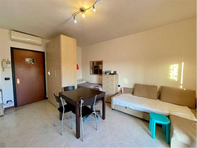 Appartamento in vendita a Vigasio, Verona