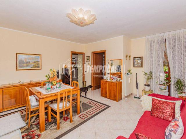 Appartamento in vendita a Vigevano, Lombardia