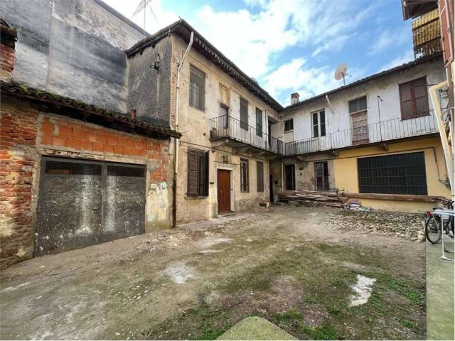 Appartamento in vendita a Vigevano, Pavia