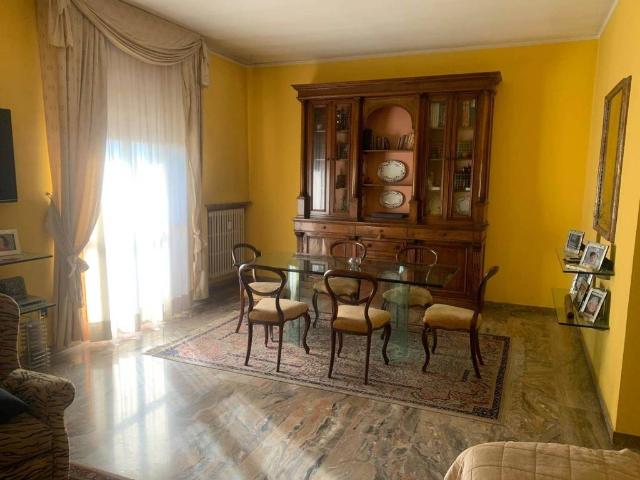 Appartamento in vendita a Vigevano, Pavia