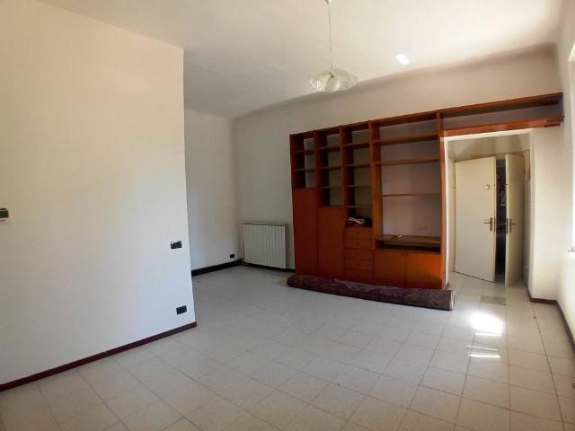 Appartamento in vendita a Vigevano, Lombardia