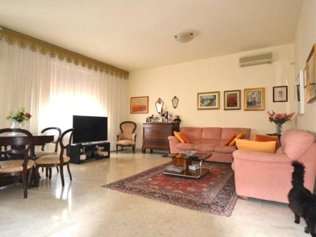 Appartamento in vendita a Vigevano, Lombardia