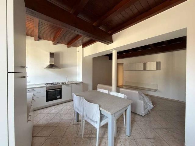Appartamento in vendita a Vigevano, Lombardia