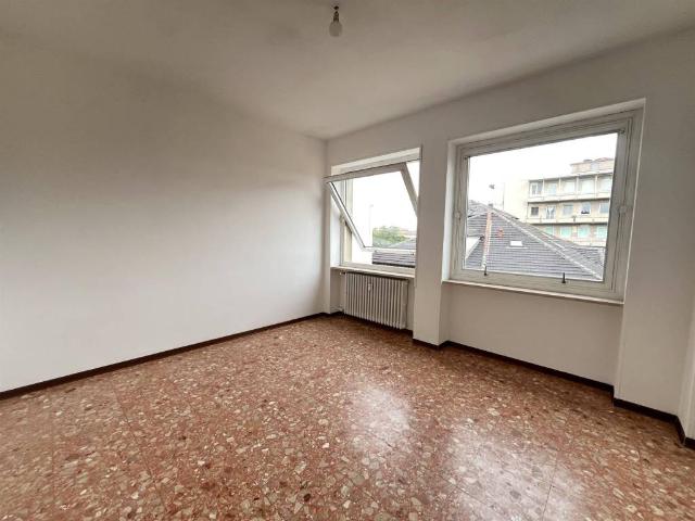 Appartamento in vendita a Vigevano, Lombardia