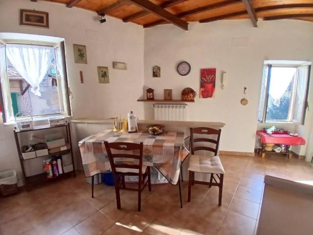 Appartamento in vendita a Vignanello, Lazio