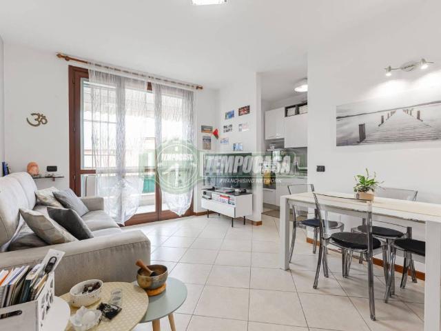 Appartamento in vendita a Vignate, Lombardia