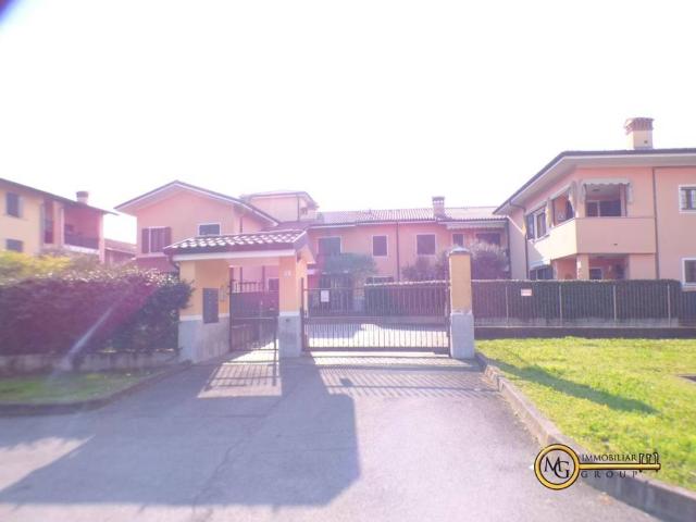 Appartamento in vendita a Vignate, Lombardia