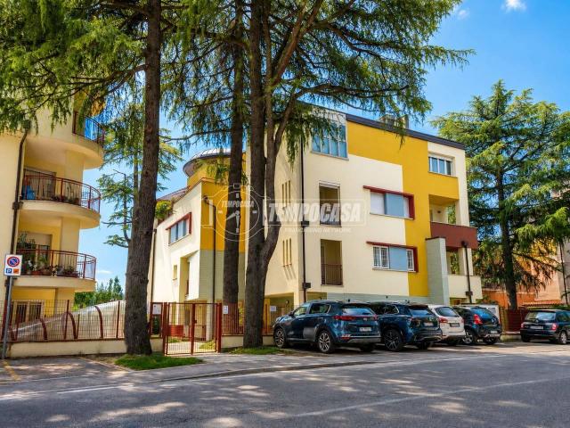 Appartamento in vendita a Unione di comuni Terre di Castelli, Vignola